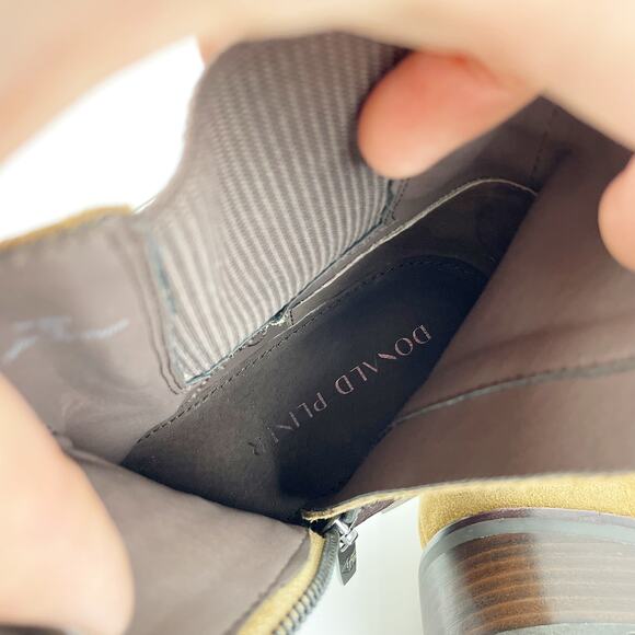 Donald Pliner Womens Savvy Bootie 7 Caramel Tan Brown Buckle Strap Leather NWOB - Picture 14 of 16